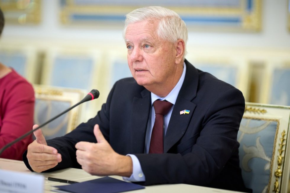 Senators Unveil Sweeping Russia Sanctions Bill To Honor Lindsey Graham
